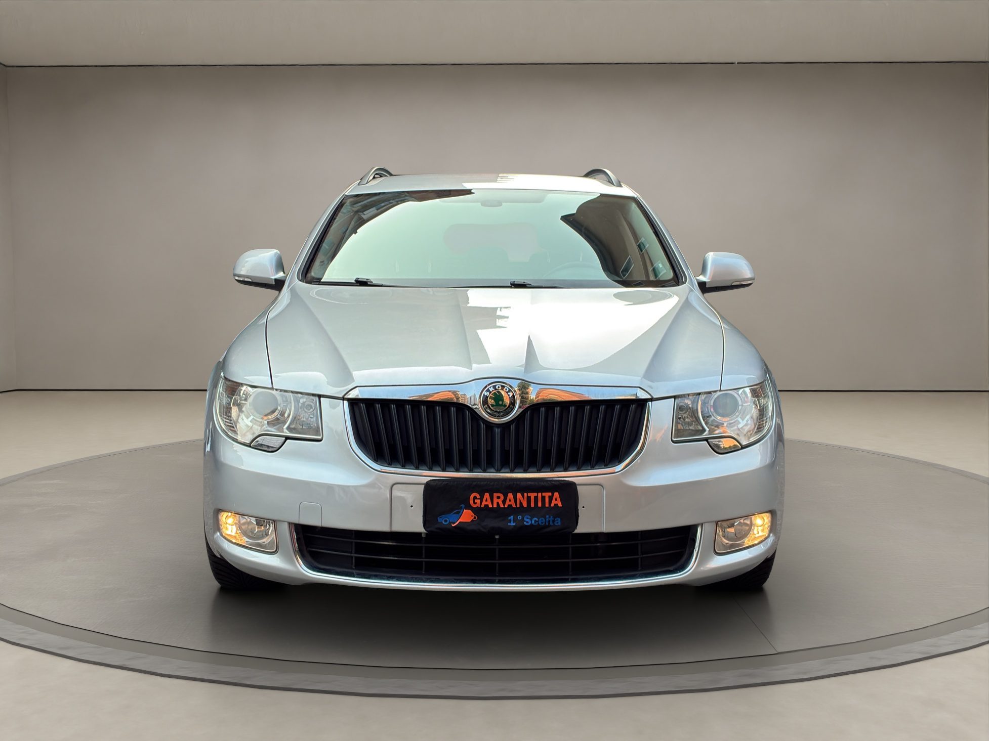 SKODASUPERBDIESEL_01_converted